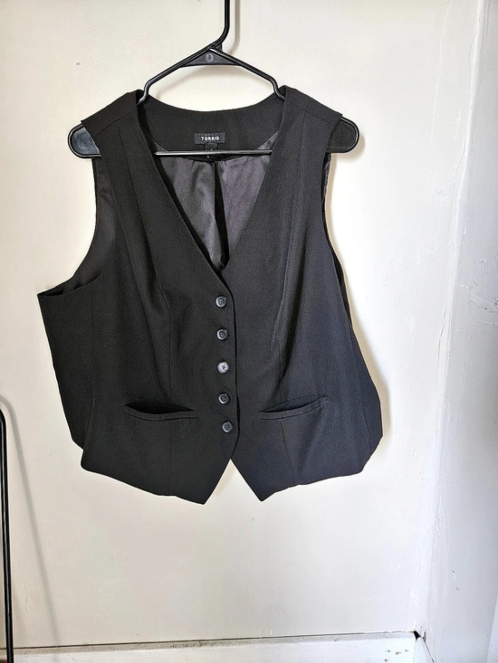 TORRID Studio Luxe Ponte Tailored Vest Black Size 2